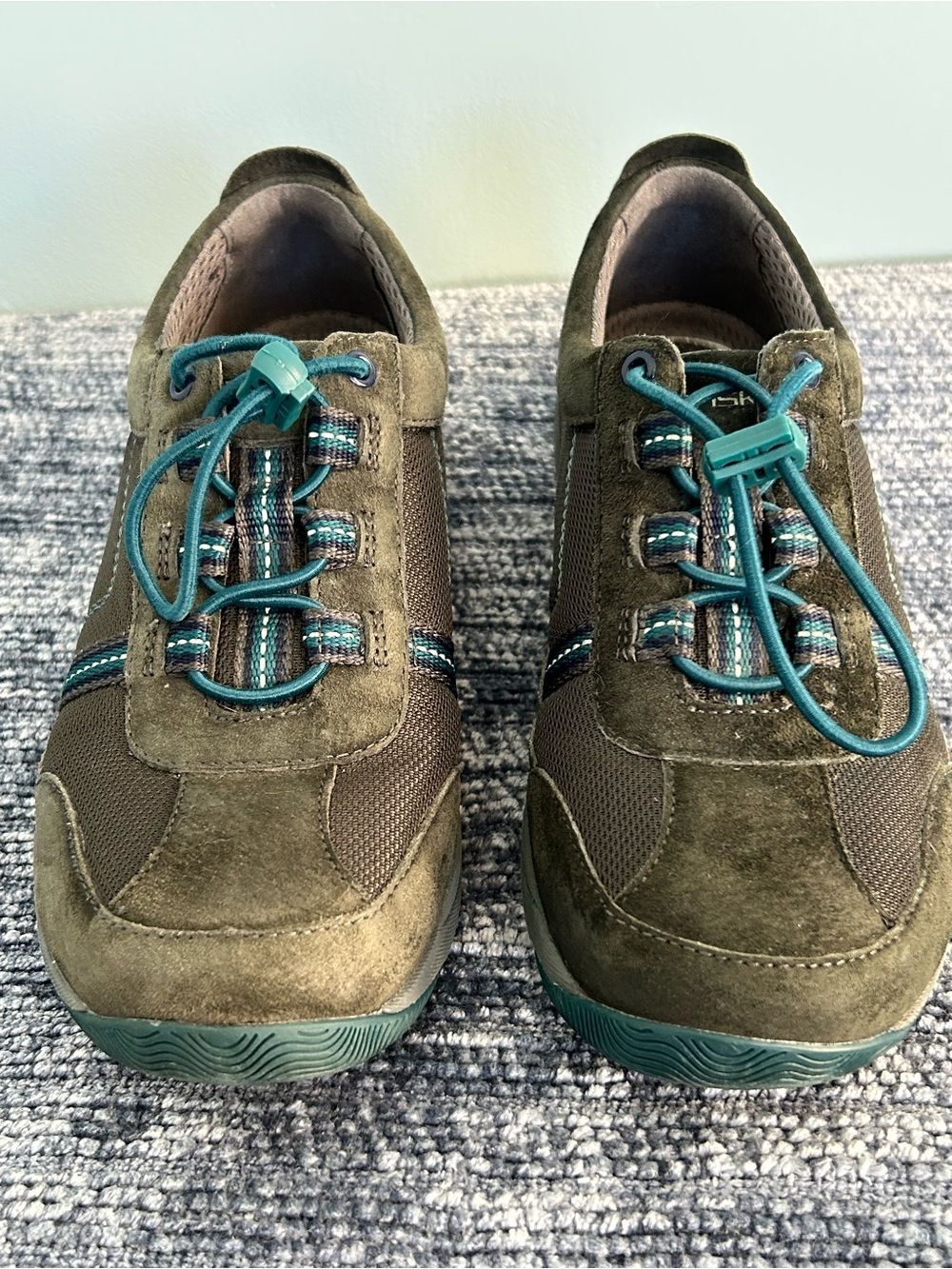Dansko Helen Sneakers -Olive Green Leather Suede & mesh-Teal laces Sz 37 (6.5-7)